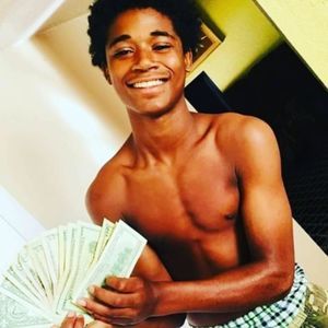 Meet your Posher, Johnathon